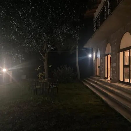 Immersa Nel Tra E Assisi Spello