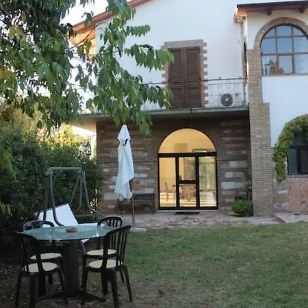 Immersa Nel Tra E Assisi Guest house Spello