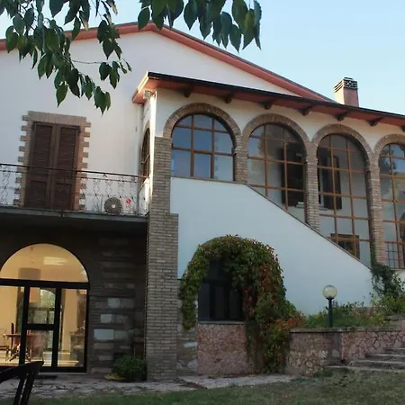 Immersa Nel Tra E Assisi Guest house Spello