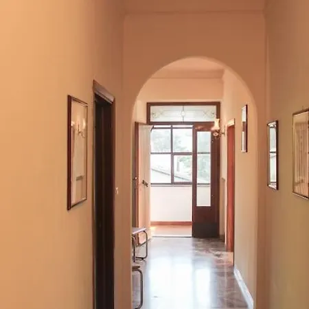 Immersa Nel Tra E Assisi *