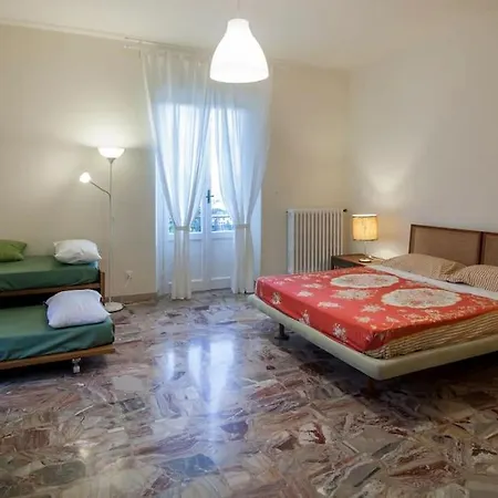 Immersa Nel Tra E Assisi